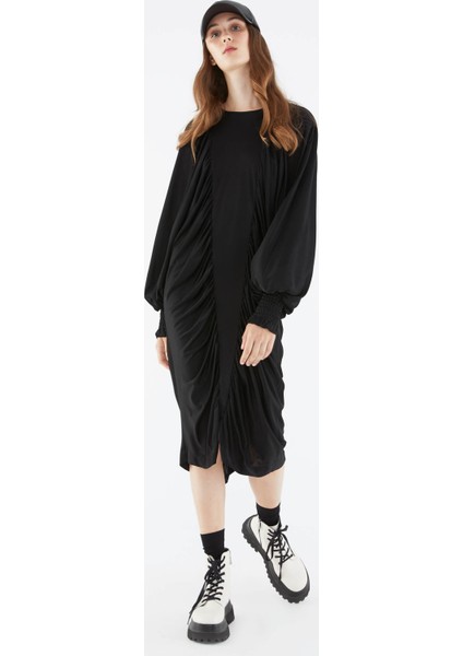 Volanlı Büzgülü Uzun Elbise Siyah K2111014_001