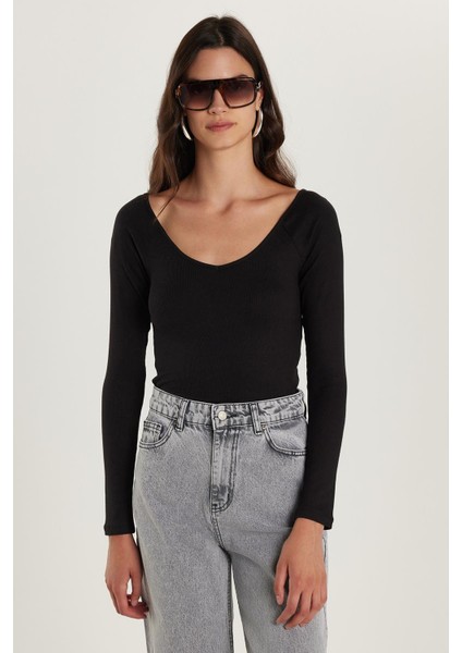 Kadın Modal Kumaş Slim Fit Dar Kesim Uzun Kollu Kayık Yaka Siyah Bluz fiyatları