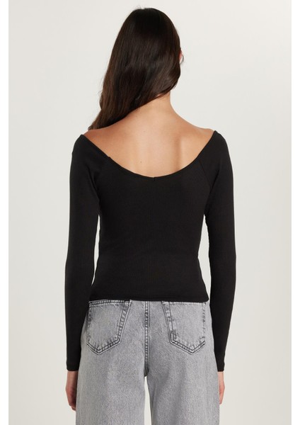 Kadın Modal Kumaş Slim Fit Dar Kesim Uzun Kollu Kayık Yaka Siyah Bluz indirimleri