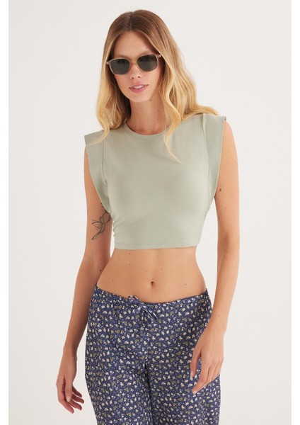 Kadın Slim Fit Dar Kesim Sıfır Kollu Bisiklet Yaka Yeşil Bluz fırsatları