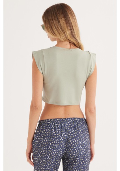 Kadın Slim Fit Dar Kesim Sıfır Kollu Bisiklet Yaka Yeşil Bluz