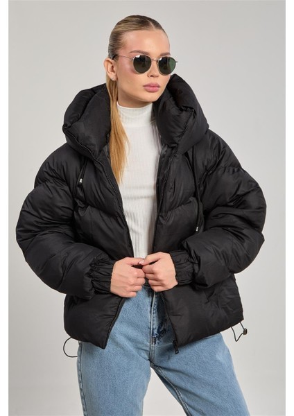 Kadın Yaka Düğmeli Kapüşonlu Şişme Mont - Siyah