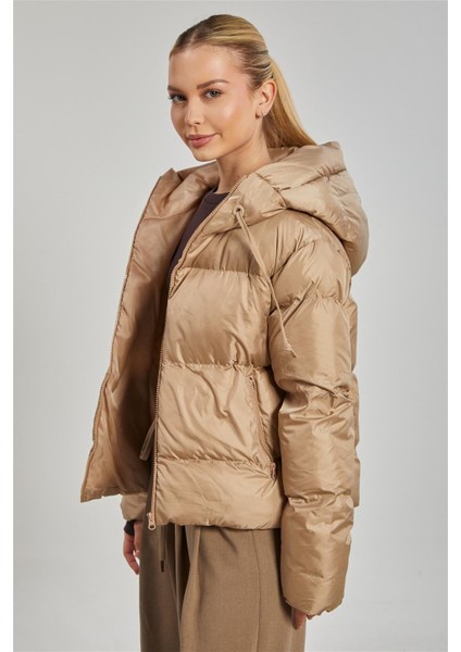 Kadın Kapüşonlu Şişme Mont - Taş Rengi modelleri