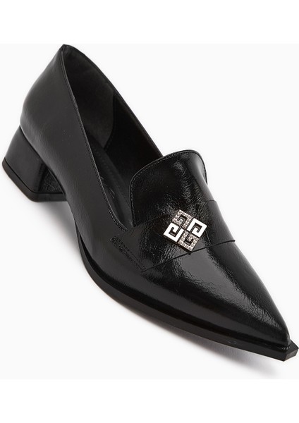 Jaklin Siyah Sivri Burunlu Alçak Topuklu Kadın Ayakkabı