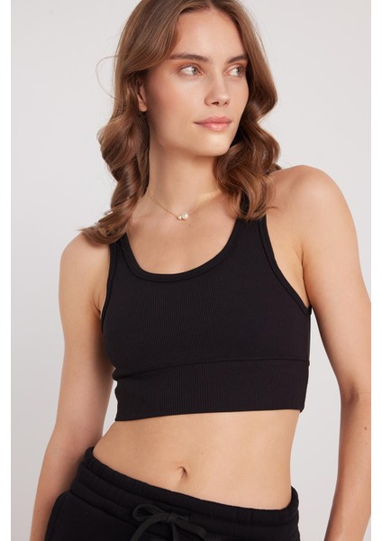 Kadın Slim Fit Dar Kesim Askılı Kare Yaka Siyah Crop