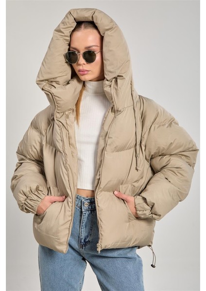 Kadın Yaka Düğmeli Kapüşonlu Şişme Mont - Kum modelleri