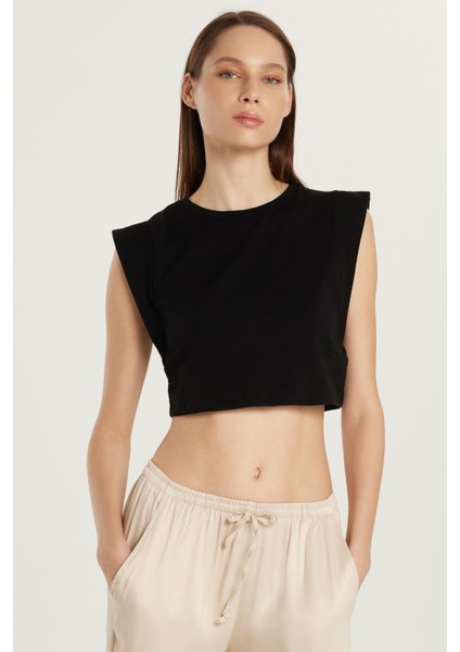 Kadın Slim Fit Dar Kesim Sıfır Kollu Bisiklet Yaka Siyah Bluz fırsatları