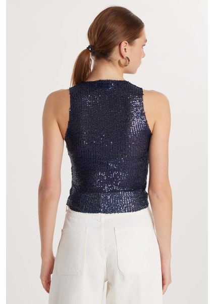 Kadın Slim Fit Dar Kesim Sıfır Kol Payetli Halter Yaka Lacivert Bluz indirimleri