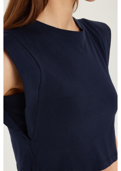 Kadın Slim Fit Dar Kesim Sıfır Kollu Bisiklet Yaka Lacivert Bluz modelleri