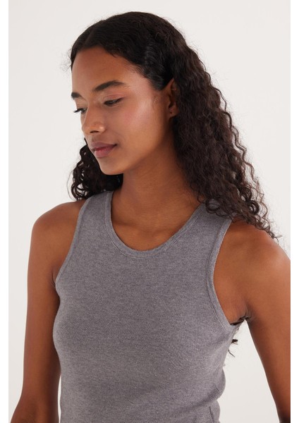 Kadın Slim Fit Düz Geniş Yaka Gri Body Atlet fiyatları