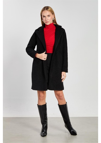 Kadın Tek Düğmeli Buklet Kruvaze Yaka Kaban - Siyah fırsatları