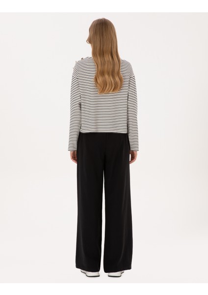 Kadın Siyah Loose Fit Kanvas Pantolon 50318198-VR046 fırsatları