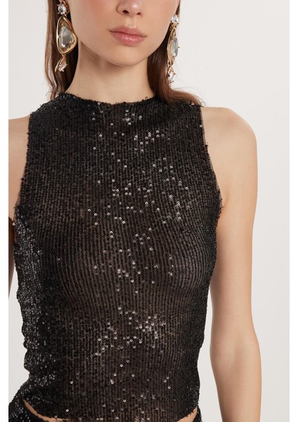 Kadın Slim Fit Dar Kesim Sıfır Kol Payetli Halter Yaka Siyah Bluz fiyatları
