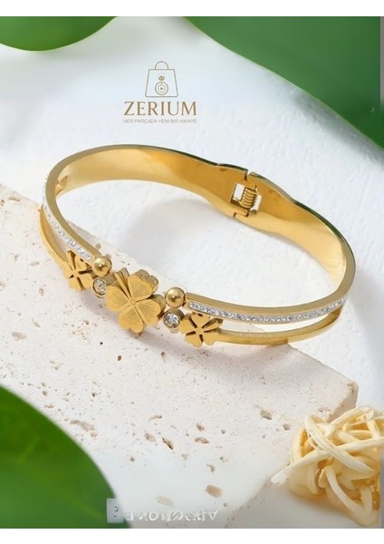 Şansın Zarafeti – Yapay Elmas Işlemeli Altın Renk Kaplama Kadın Bileklik fiyatları