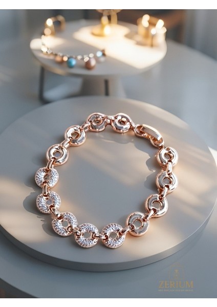 Modern Taşlı Yuvarlak Form Bileklik