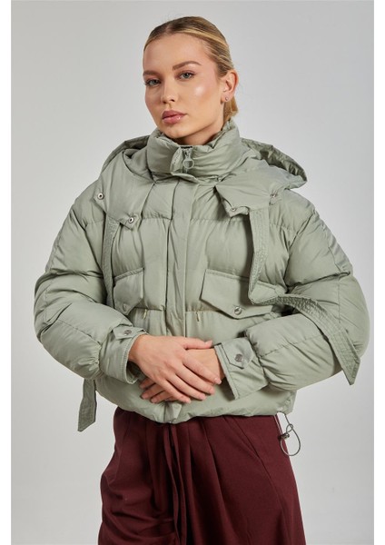Kadın Kapüşonlu Kısa Şişme Mont - Mint fırsatları