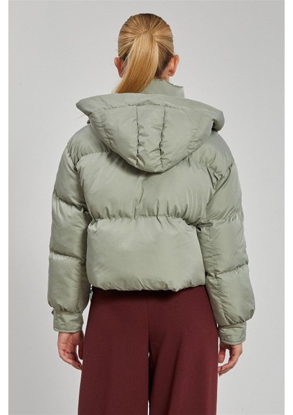 Kadın Kapüşonlu Kısa Şişme Mont - Mint indirimleri