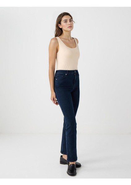 Mavi Dar Kesim Normal Bel Normal Paça Denim Pantolon modelleri