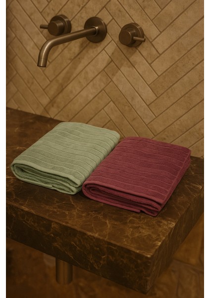 2 Adet 70X140 Doğal Penye Ipinden Üretilmiş Banyo Havlusu Suyu Çabuk Emer Uzun Yıllar Yumuşak Kalır