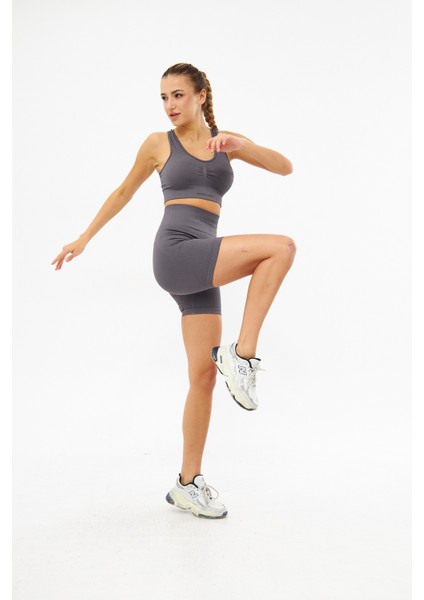 Feryo Yuvarlak Yaka Kolsuz Slim Fit Gri Renk Tayt Takım fırsatları