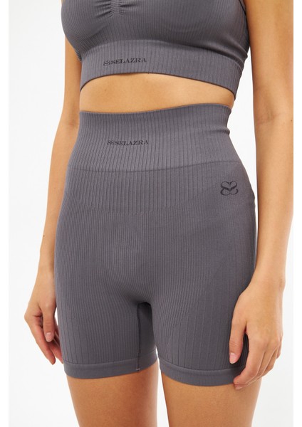 Feryo Yuvarlak Yaka Kolsuz Slim Fit Gri Renk Tayt Takım