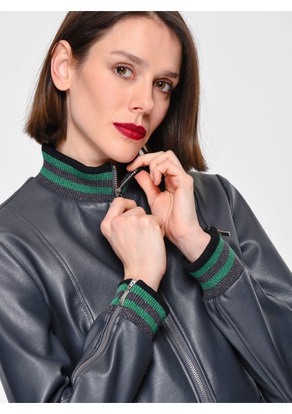 Yaka Ve Kol Lastik Detaylı Kadın Ceket Gri K1916043_004