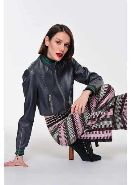 Yaka Ve Kol Lastik Detaylı Kadın Ceket Gri K1916043_004 fiyatları