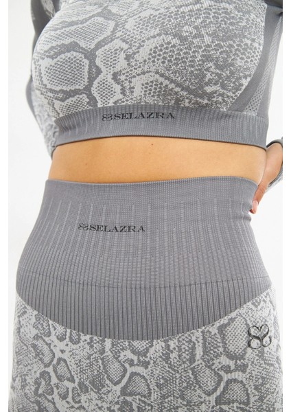 Tşorty V-Yaka Slim Fit Beyaz Renk Tayt Takım