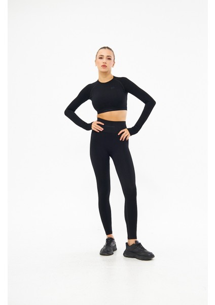 Walt Yuvarlak Yaka Slim Fit Siyah Renk Tayt Takım