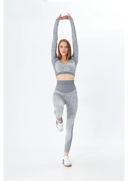 Tşorty V-Yaka Slim Fit Beyaz Renk Tayt Takım fiyatları