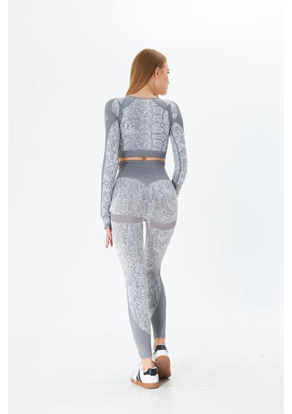 Tşorty V-Yaka Slim Fit Beyaz Renk Tayt Takım indirimleri