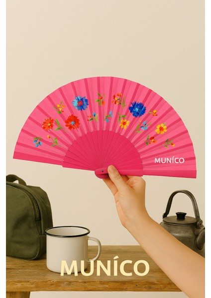 12 Adet Dekoratif El Yelpazesi Renkli Çiçek Deseni ve Mavi Zeminle Sahne Performans Hediyelik