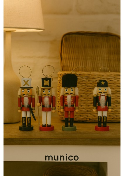 El Yapımı Kurşun Asker Figürleri – 4’lü Ahşap Set, 13 Cm, Vitrin ve Raf Için Dekoratif Obje