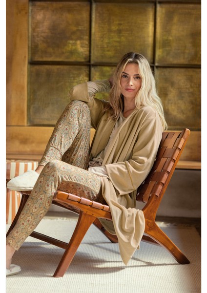 Naomi Bej Kadife Kimono indirimleri