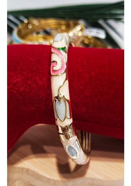 Mineli Kelepçeli Sedefli Bileklik fiyatları