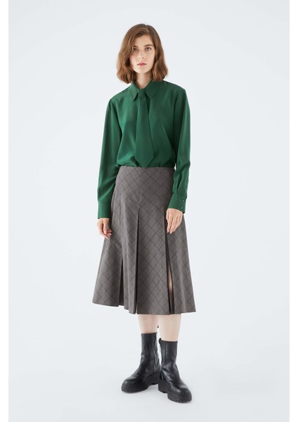 Ekoseli Yırtmaç Detaylı Kadın Etek Standart Renk K2115047_089