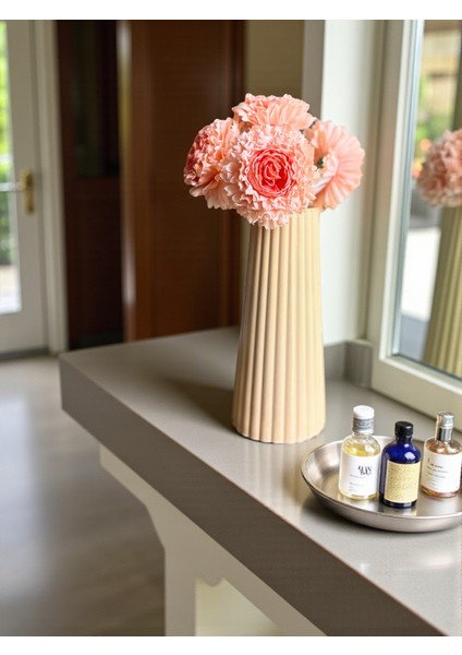 Modern Dekoratif Beton Vazo ve 5’li Yapay Krizantem Çiçek Seti + Kedi Biblo, Şık Ev ve Ofis Dekoru