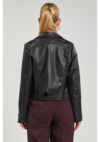 Kadın Kruvaze Yaka Suni Deri Mont - Siyah indirimleri