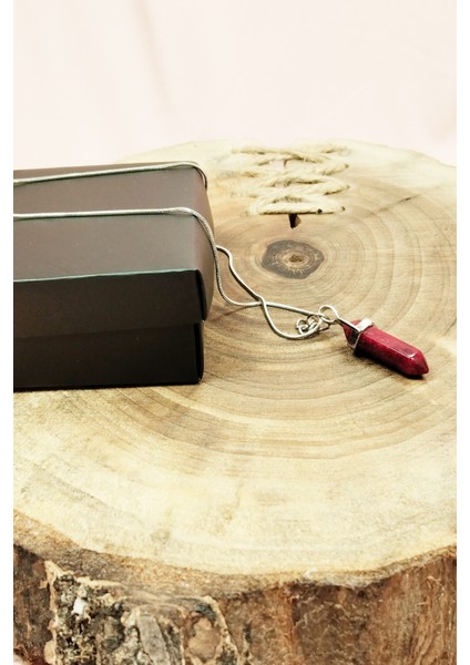 Yakut Doğal Taşı Zincirli El Yapımı Tasarımlı Kolye Uç: 3,5 cm Zincir: 20 cm Kutulu modelleri