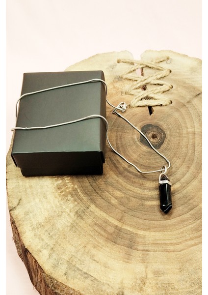 Obsidyen Doğal Taşı Zincirli El Yapımı Tasarımlı Kolye Uç: 3,5 cm Zincir: 20 cm Kutulu modelleri