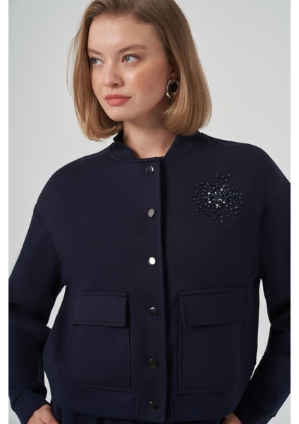 1015 Yıldız Boncuk Işlemeli Çıtçıtlı Ceket Etek Takım modelleri