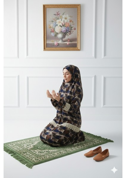 Şal Desen Başörtülü ve Etekli Şık Kadın Namaz Elbisesi