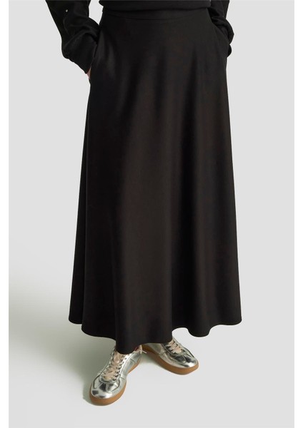 Kloş Örme Etek 25KD4033 Siyah fiyatları