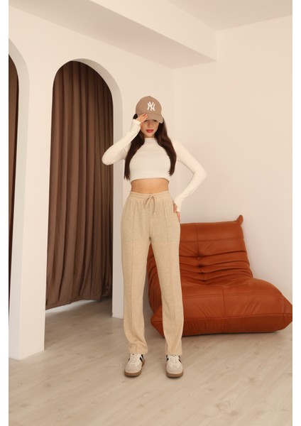 Bej Yumoş Yüksek Bel Bağlamalı ve Paça Lastik Detaylı Eşofman Altı fiyatları