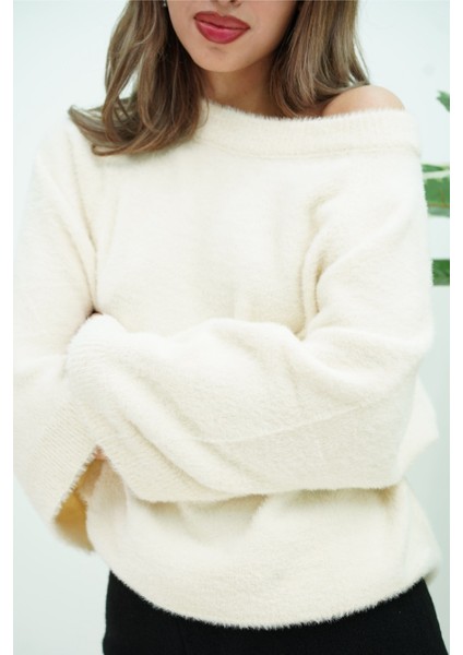 Sakallı Triko Kazak fırsatları