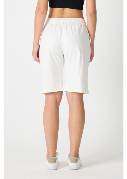 Kadın Yan Cepli Şort 2999 indirimleri