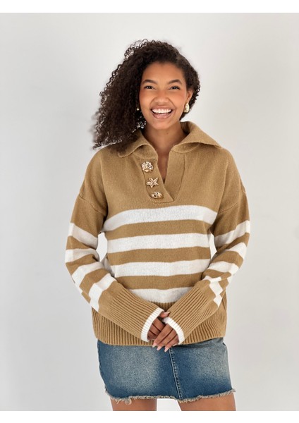 Kadın Çizgili Figürlü Düğmeli Camel Triko Kazak fırsatları