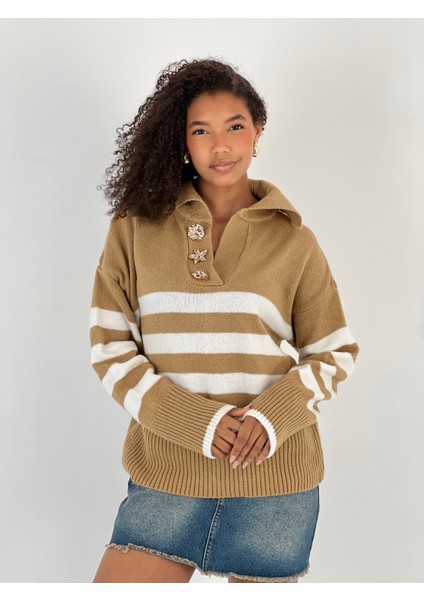 Kadın Çizgili Figürlü Düğmeli Camel Triko Kazak indirimleri
