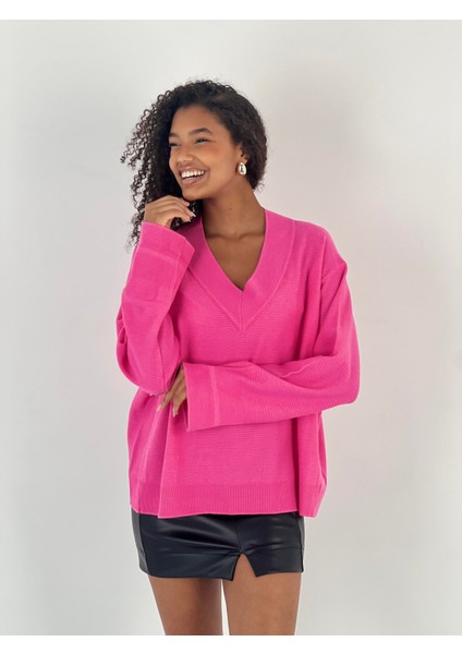 Kadın V Yaka Pembe Triko Kazak fırsatları