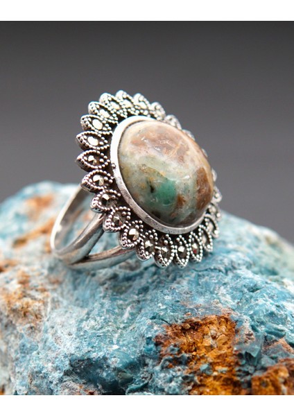 925 Ayar Gümüş Oltu Zümrütü Kadın Yüzük SY00099 fiyatları